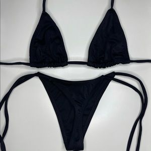Black brand new side tie thong set